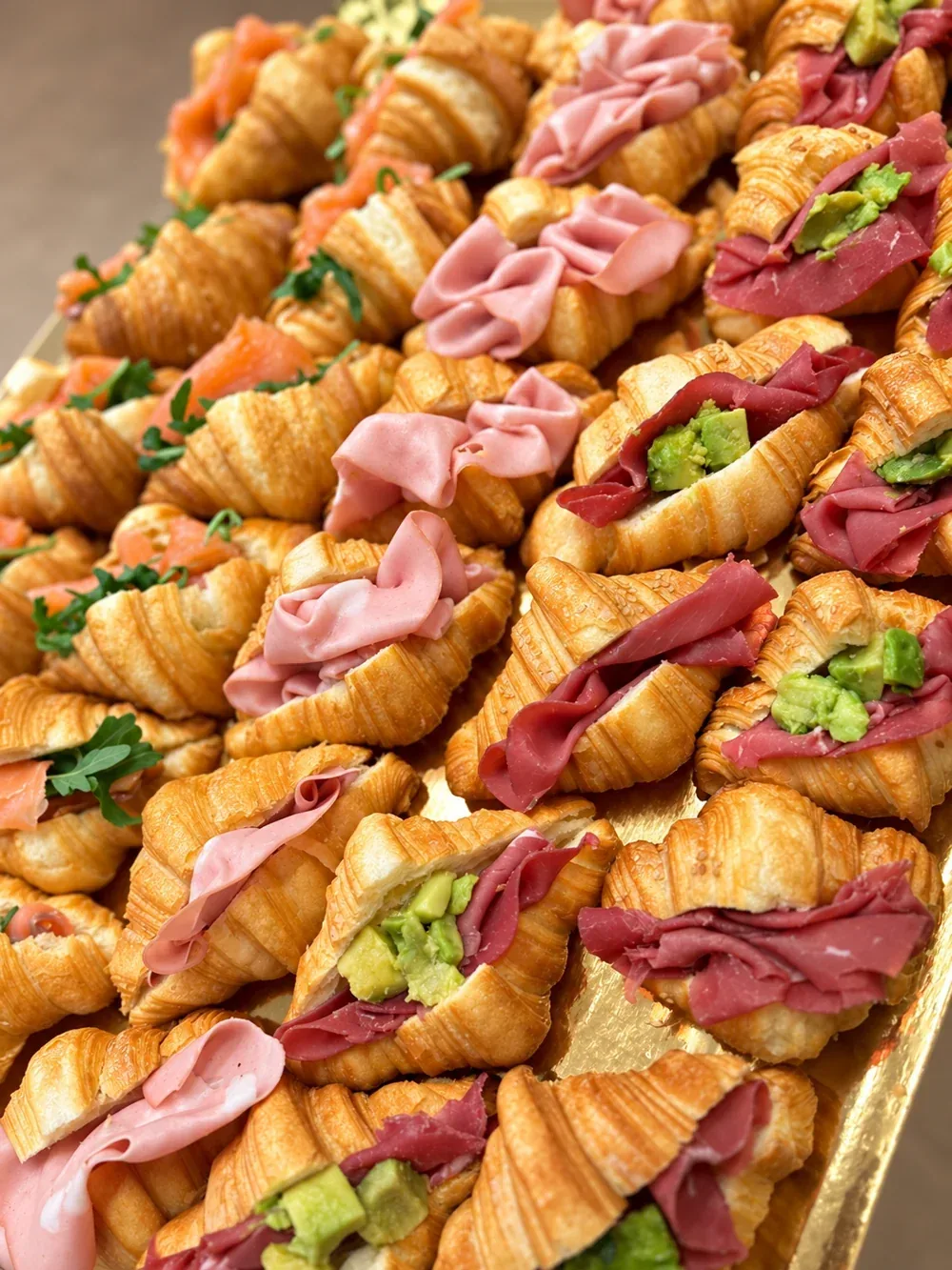 Mini cornetti salati farciti
